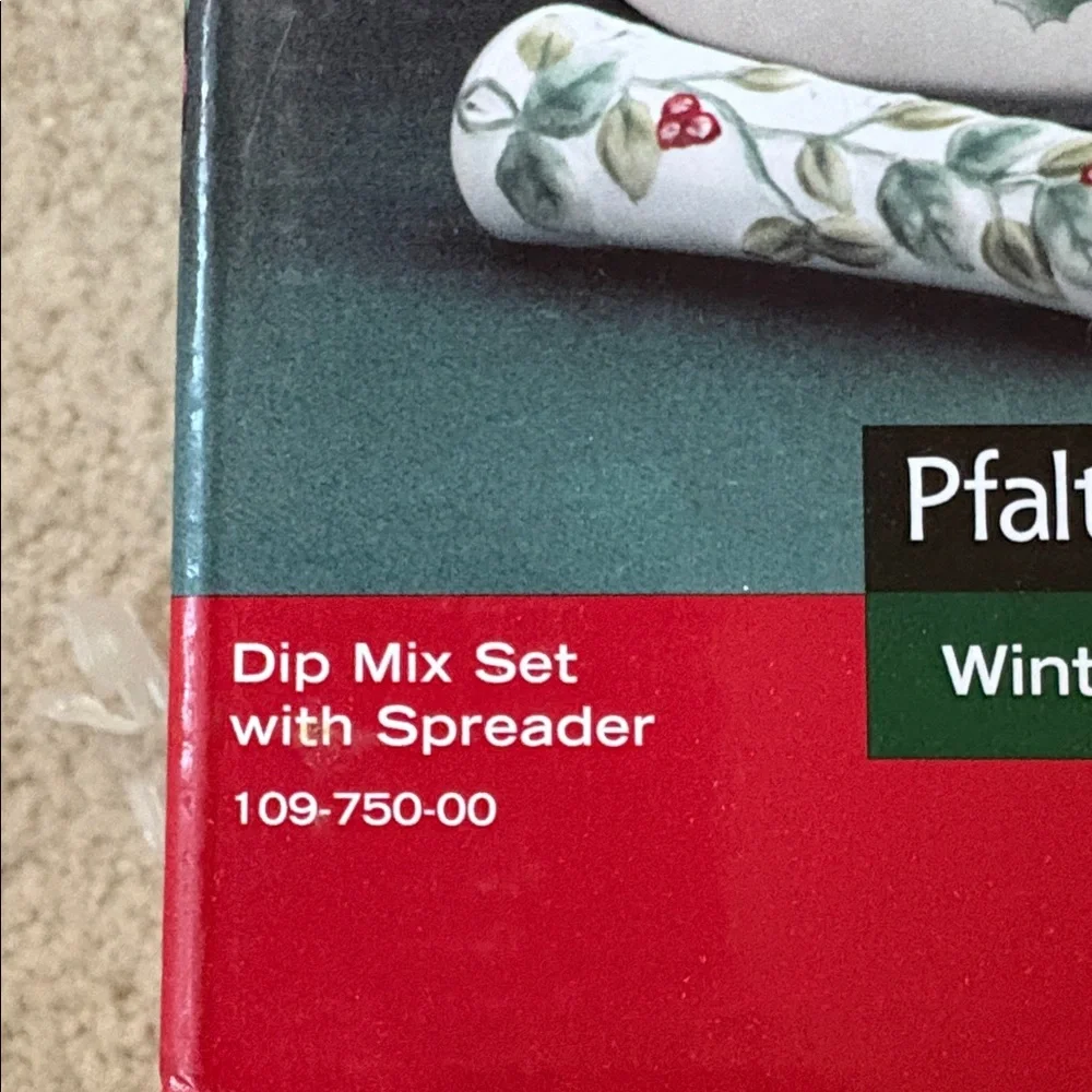 NWOT Pfaltzgraff Winterberry Holiday Serveware Set Bundle - Picture 7 of 7